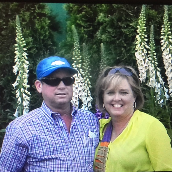 Meet your Posher, Robin - Picture 2 of 2